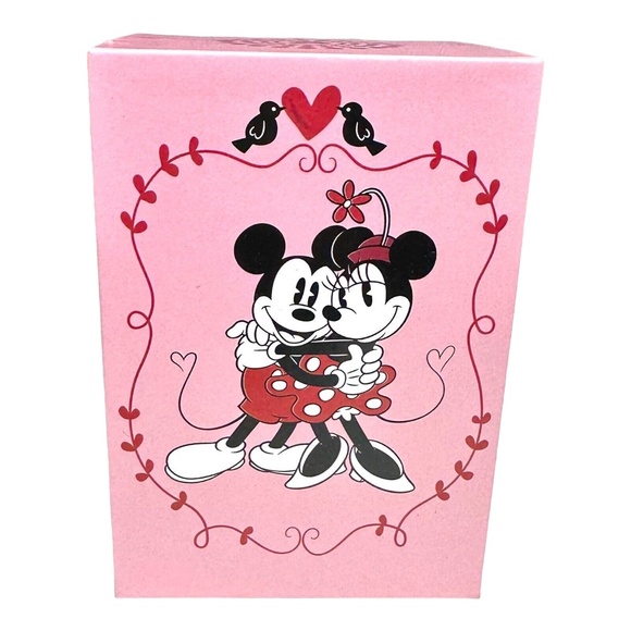 2020 Disney Parks Happy Valentine's Day Magic Band LE 3000 - Picture 2 of 2